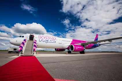 Wizz Air      ,   