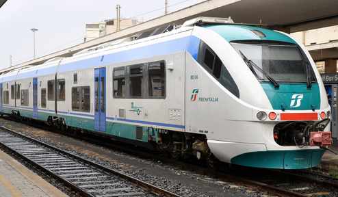 Emirates  /  Trenitalia       
